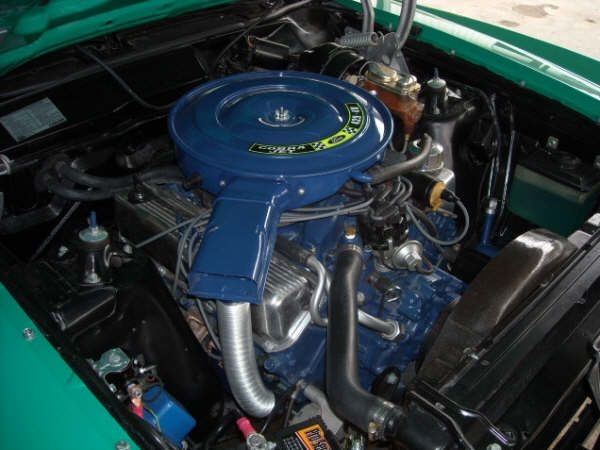 70 Falcon CJ428 engine.jpg