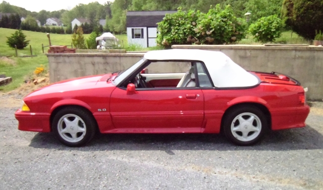 90_Mustang_1.jpg