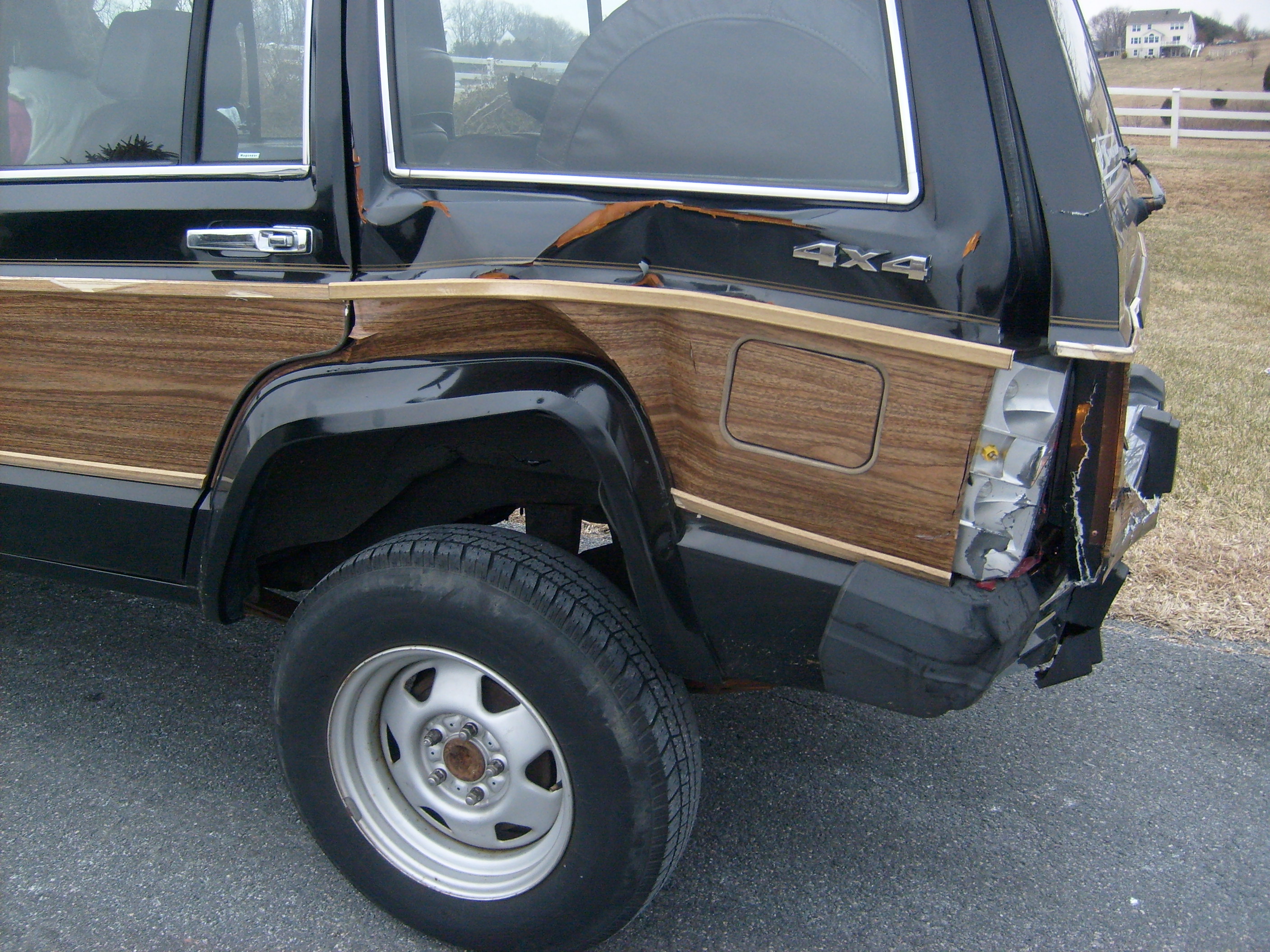 carly87 wagoneer 002.jpg