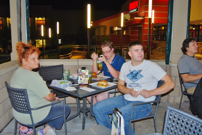 Betty's Party-MCOM Oct. 2014 MTG 067 (800x536).jpg
